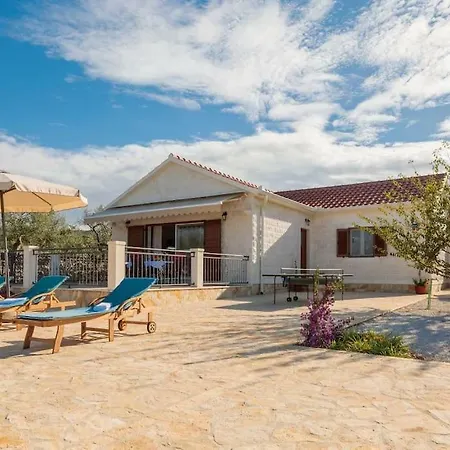 Villa Mutnik - Mirca